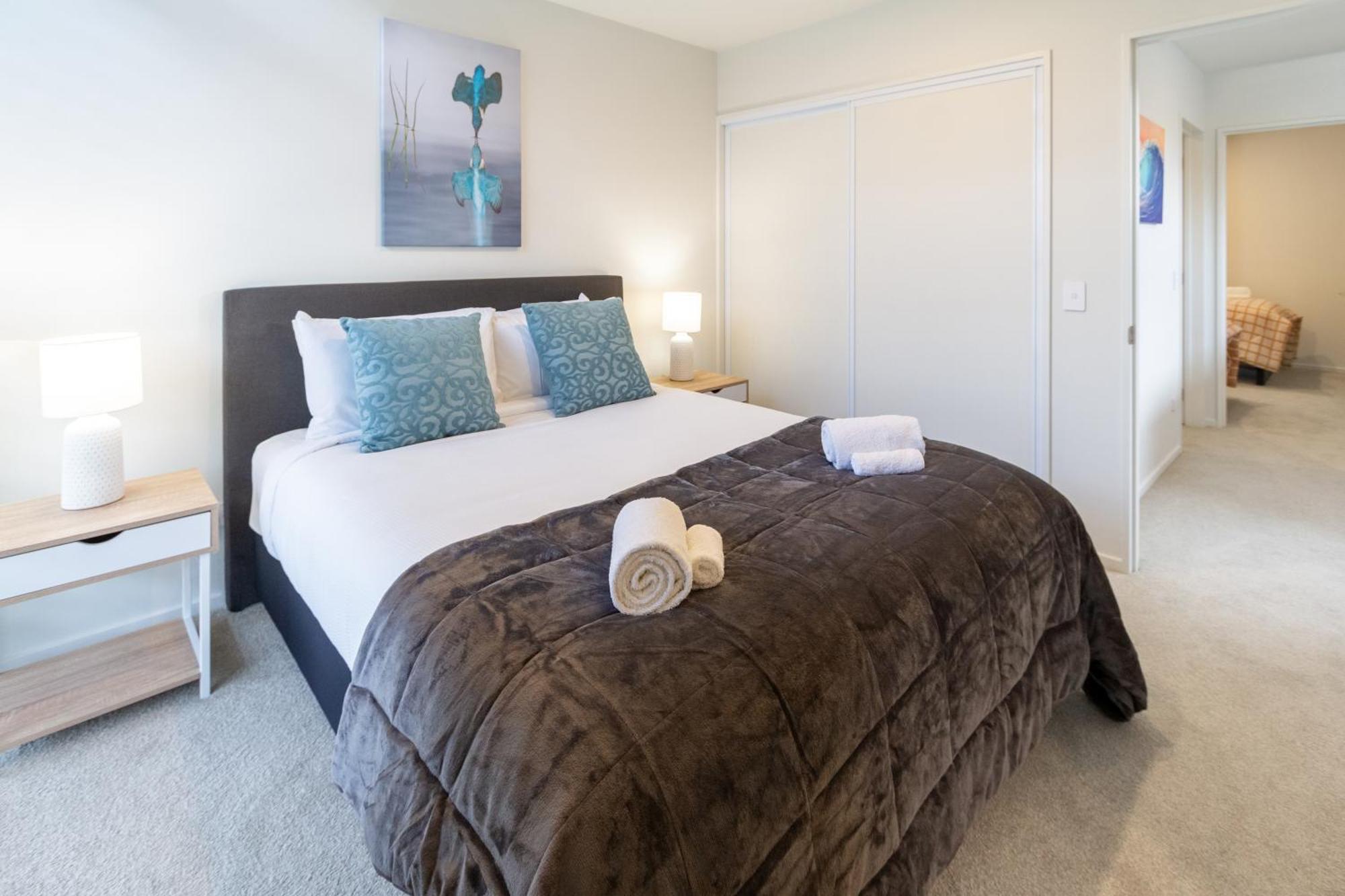 Modern 2 Bed 2 Bath Opposite Hagley Park Apartment Christchurch Exterior foto